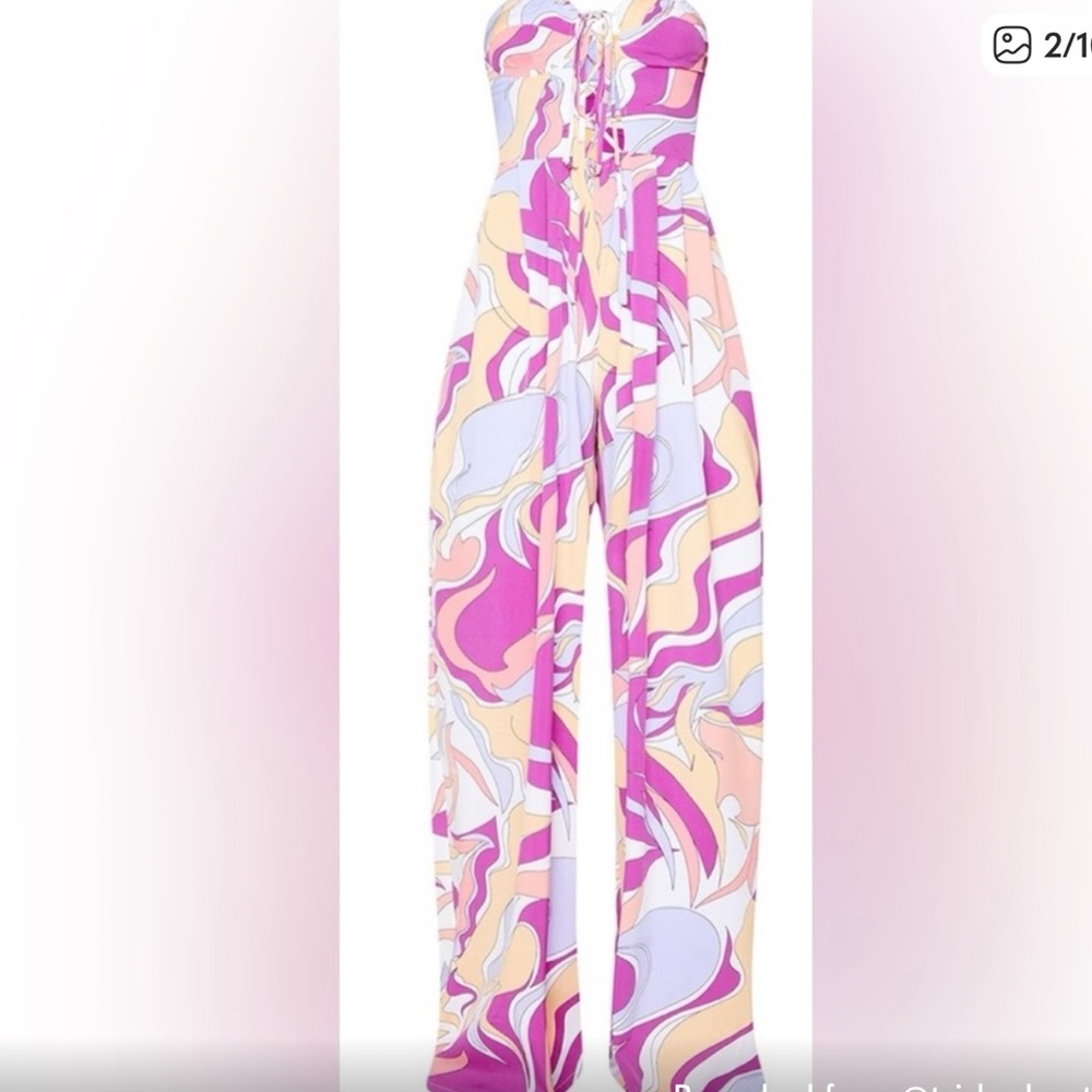 PrettyLittleThing Multicolor Abstract Jumpsuit - Picture 3 of 8